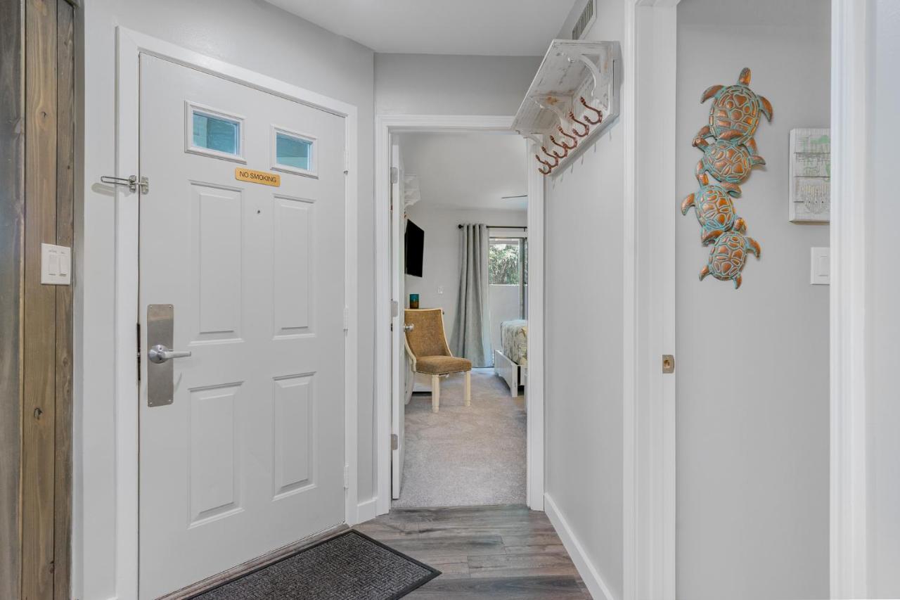 Completely Remodeled And Open 18C Richmond Park Villa Myrtle Beach Exterior photo